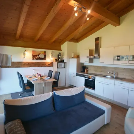 Ferienappartement * Rettenschöss